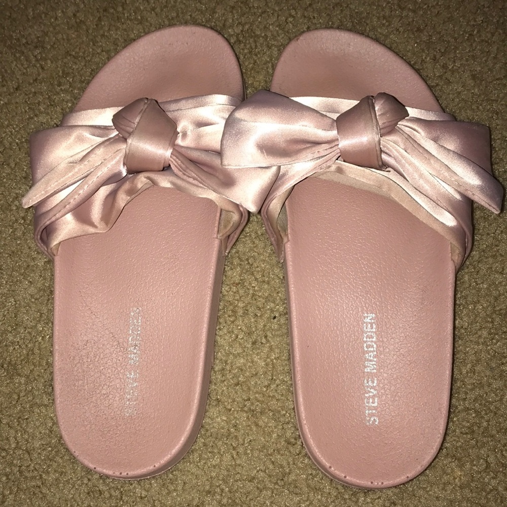 Steve Madden pink slides